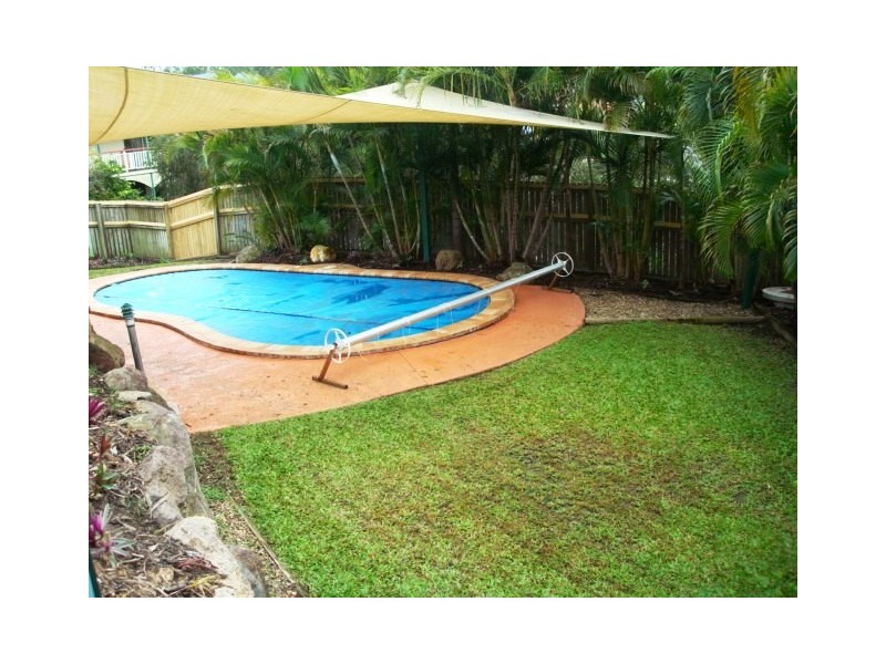 3 Janet Place, Arana Hills QLD 4054