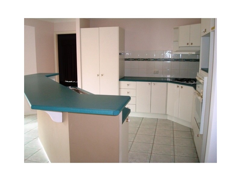 3 Janet Place, Arana Hills QLD 4054