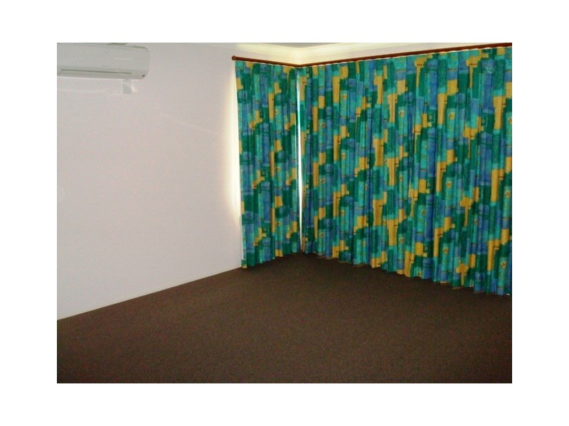 3 Janet Place, Arana Hills QLD 4054