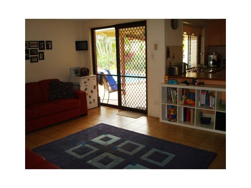 18 Landis Street, Mcdowall QLD 4053