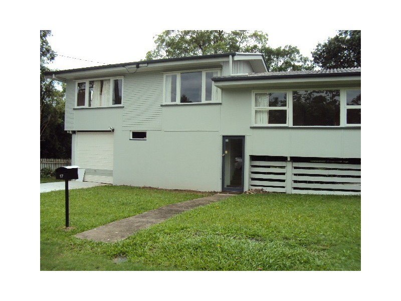 17 Euratha Street, Stafford Heights QLD 4053