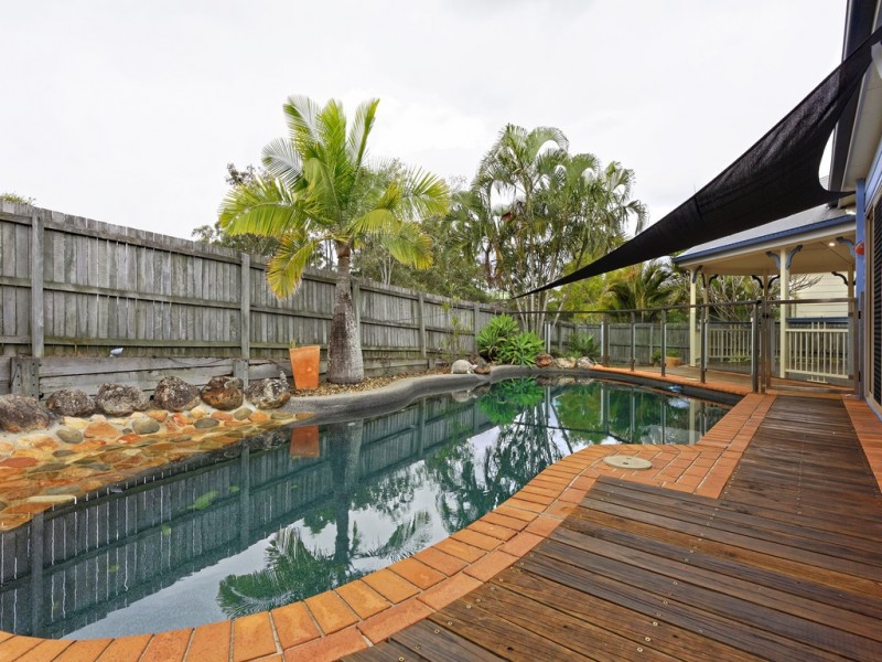 6 Silverwood Court, Ferny Hills QLD 4055