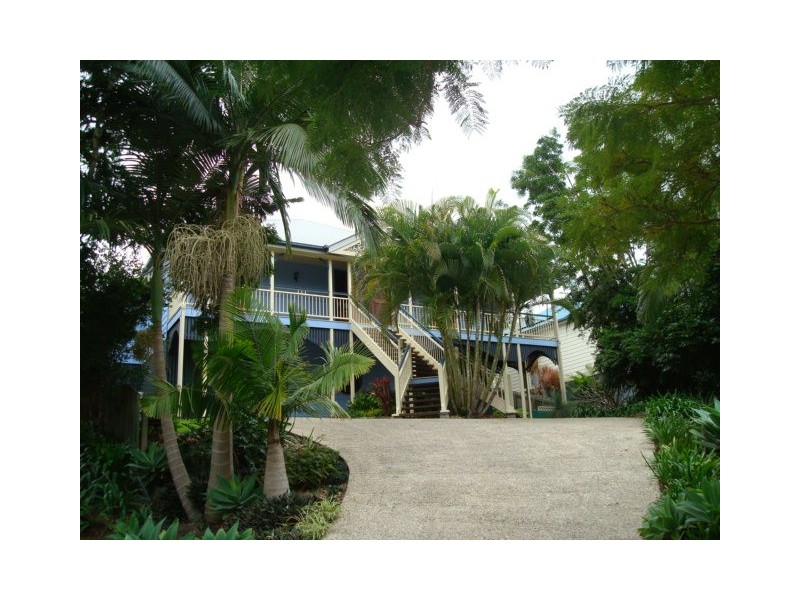 6 Silverwood Court, Ferny Hills QLD 4055