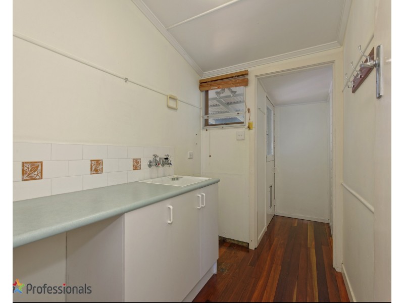 60 Pangeza Street, Stafford Heights QLD 4053