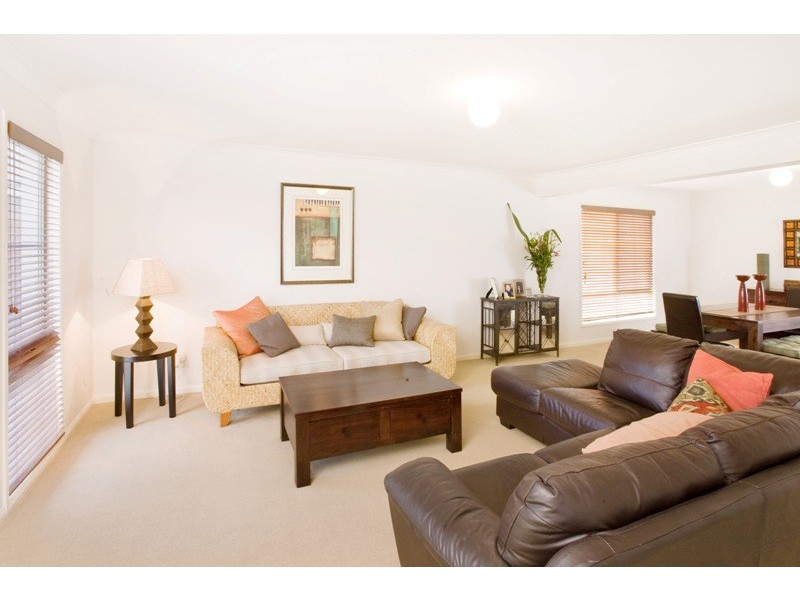 21 Alberic Court, Eatons Hill QLD 4037