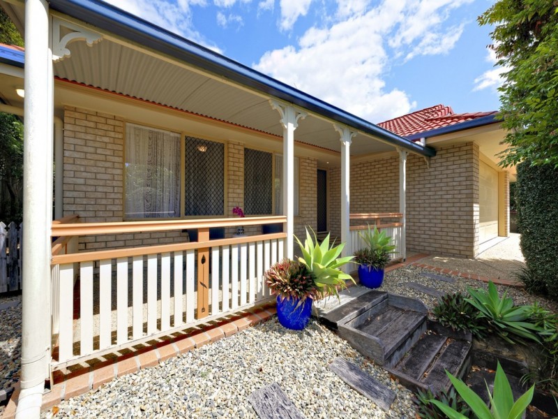 142 Saraband Drive, Eatons Hill QLD 4037