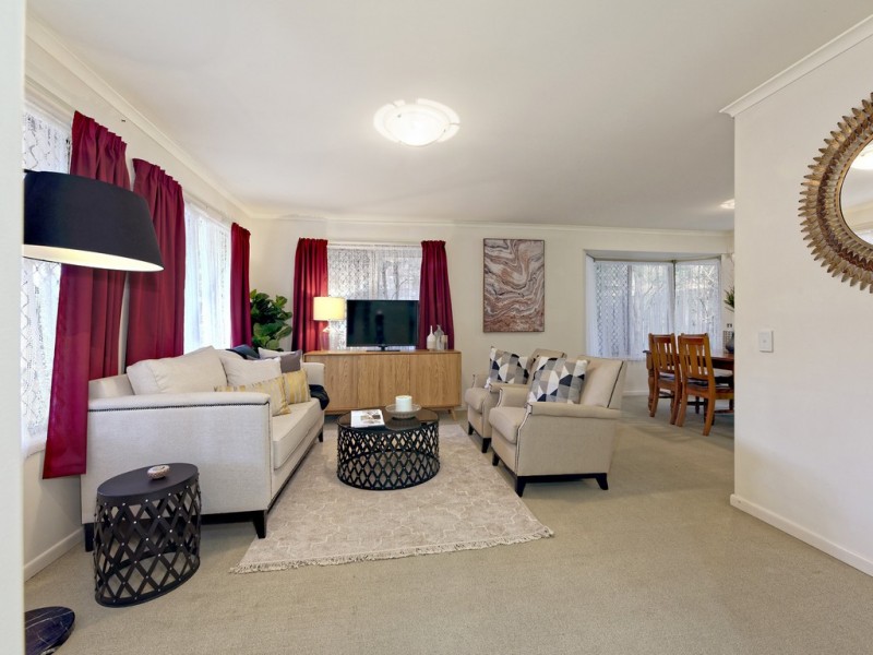 142 Saraband Drive, Eatons Hill QLD 4037