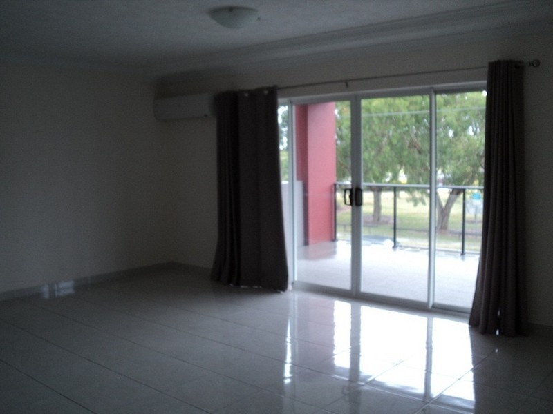 4 / 5 Rodway St, Zillmere QLD 4034