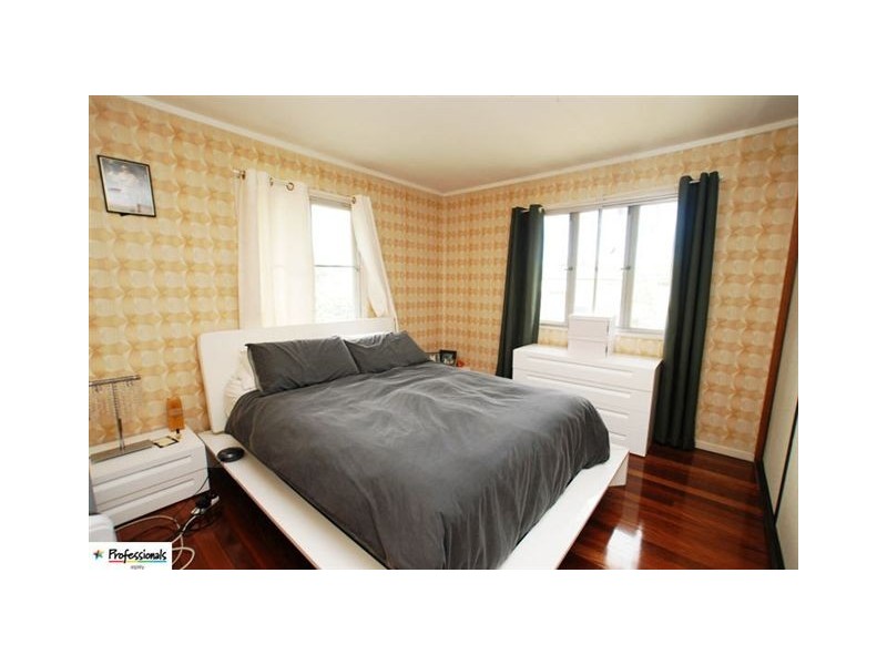 22 Carrie Street, Zillmere QLD 4034