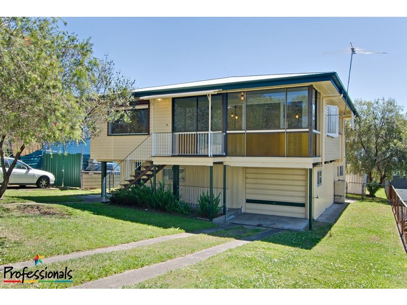 14 Patricks Road, Arana Hills QLD 4054