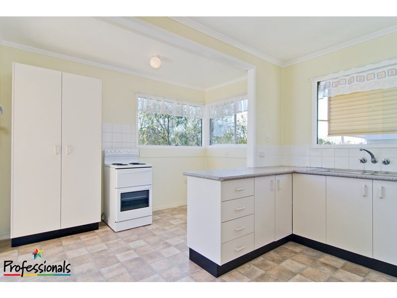 14 Patricks Road, Arana Hills QLD 4054