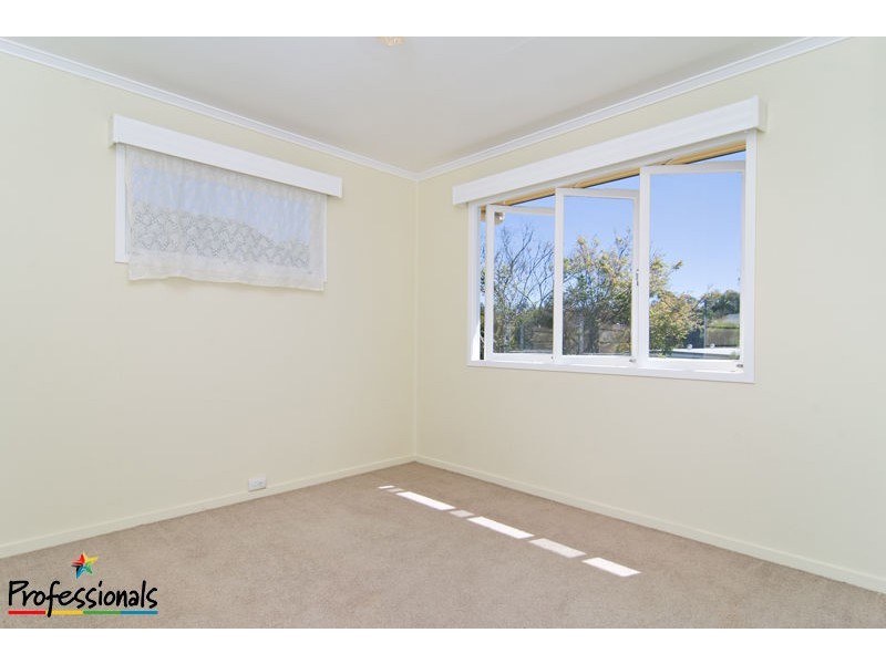 14 Patricks Road, Arana Hills QLD 4054