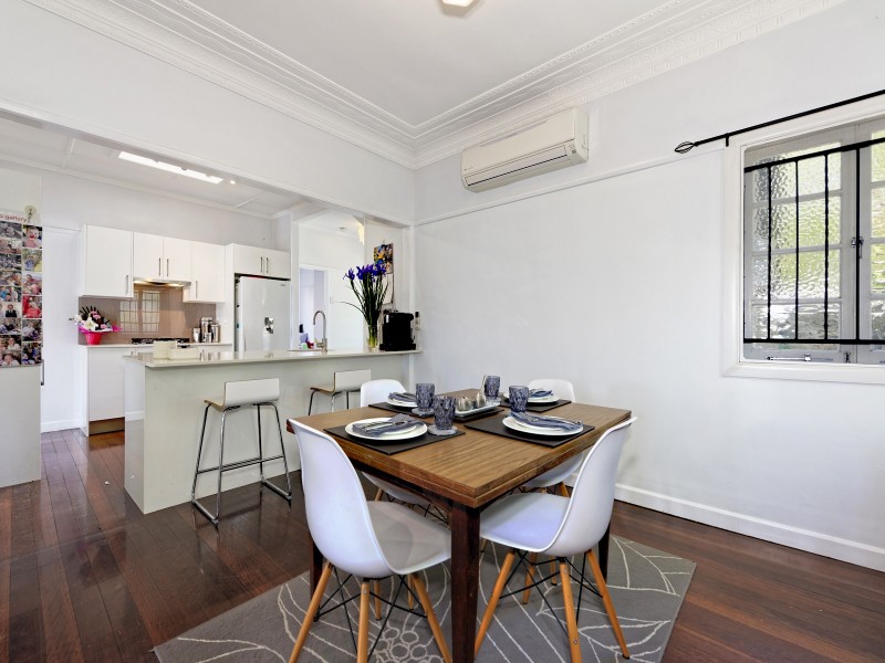 37 Edinburgh Castle Road, Kedron QLD 4031