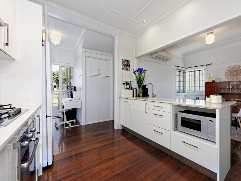 37 Edinburgh Castle Road, Kedron QLD 4031