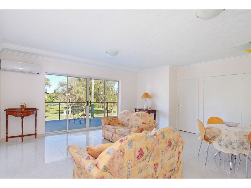 8/5 Rodway, Zillmere QLD 4034