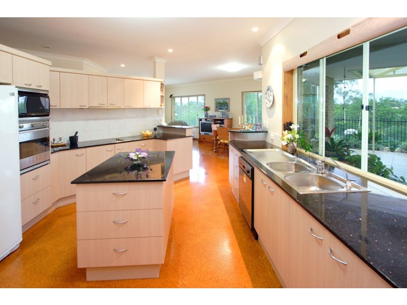 58 Allamanda Crescent, Albany Creek QLD 4035