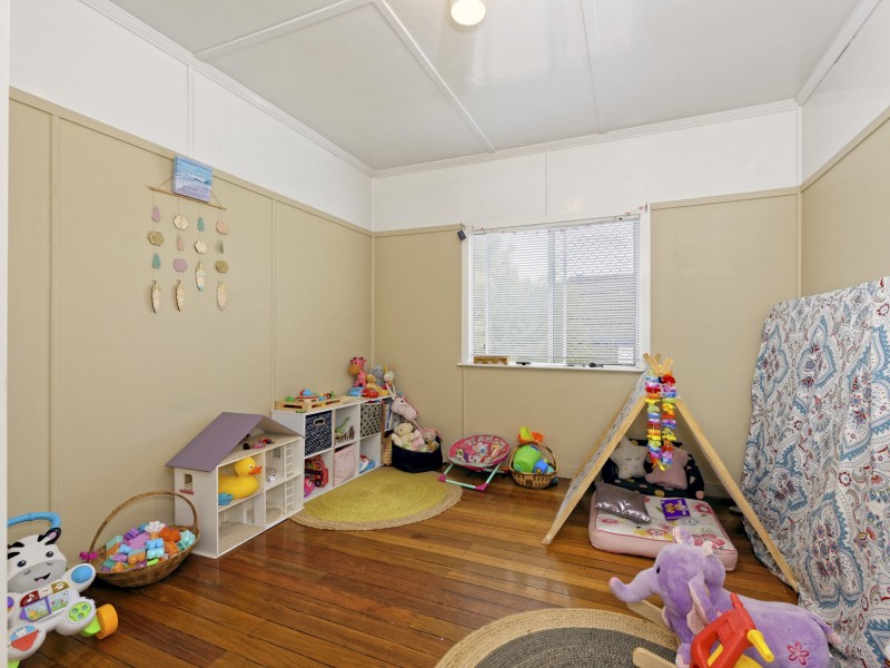 6 Armfield Street, Stafford QLD 4053