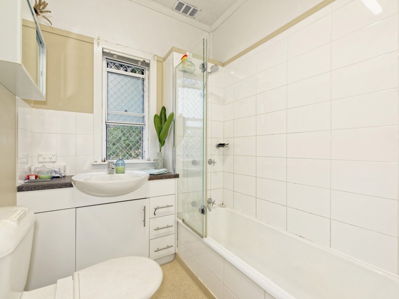 6 Armfield Street, Stafford QLD 4053