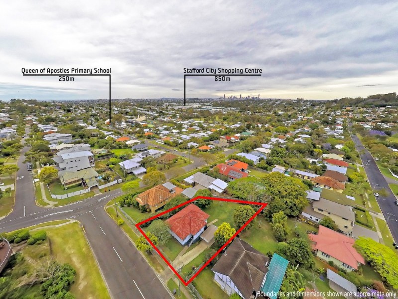 6 Armfield Street, Stafford QLD 4053