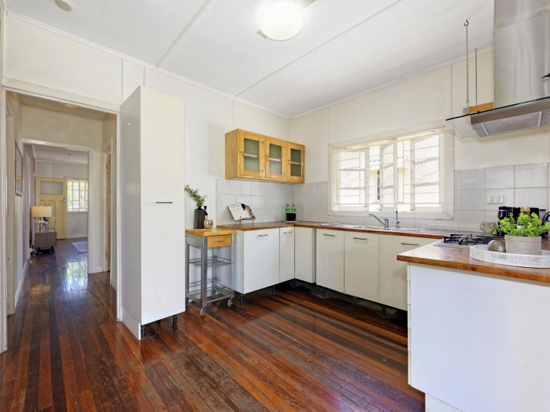 44 Barton Street, Everton Park QLD 4053