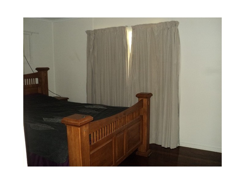 123 Irvine Street, Mitchelton QLD 4053