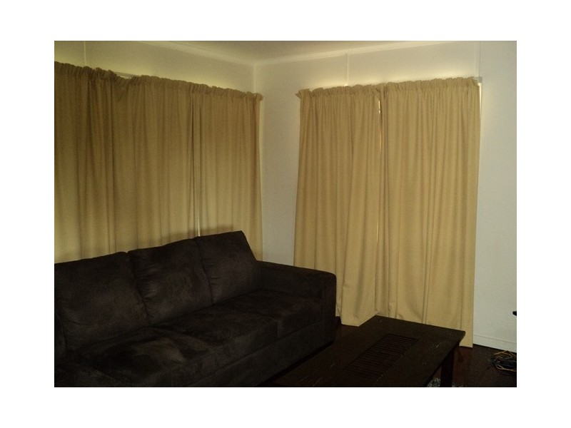 123 Irvine Street, Mitchelton QLD 4053