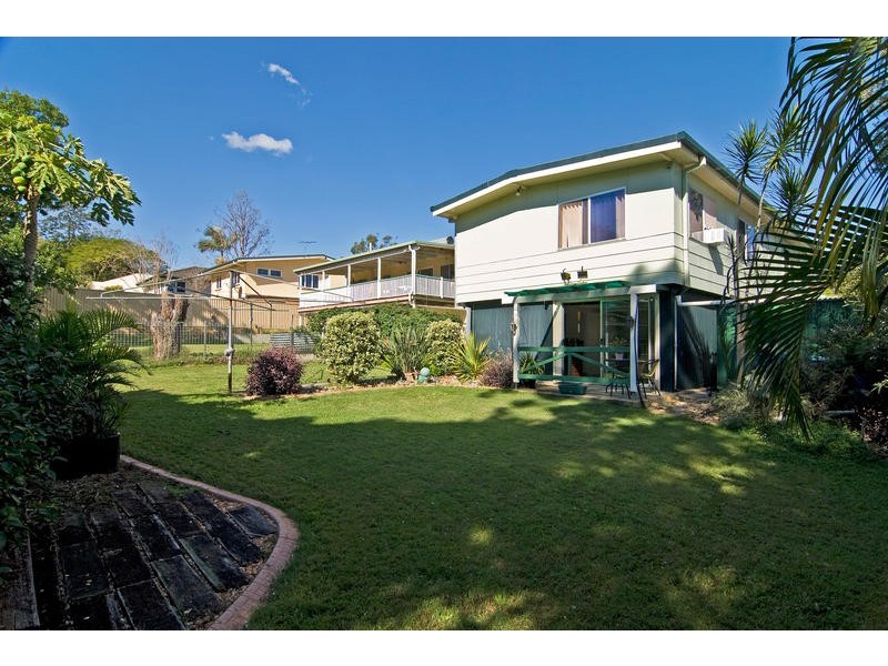 15 Venetia Street, Stafford Heights QLD 4053