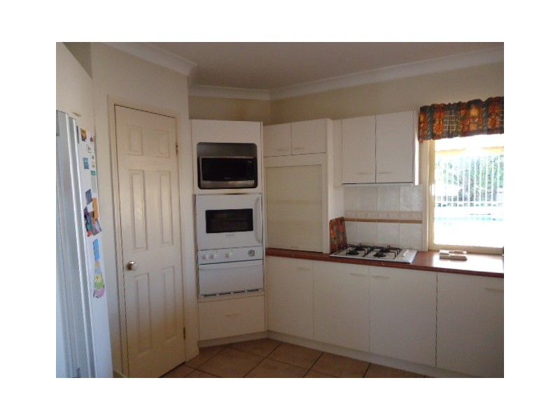 10  Blake, Mcdowall QLD 4053