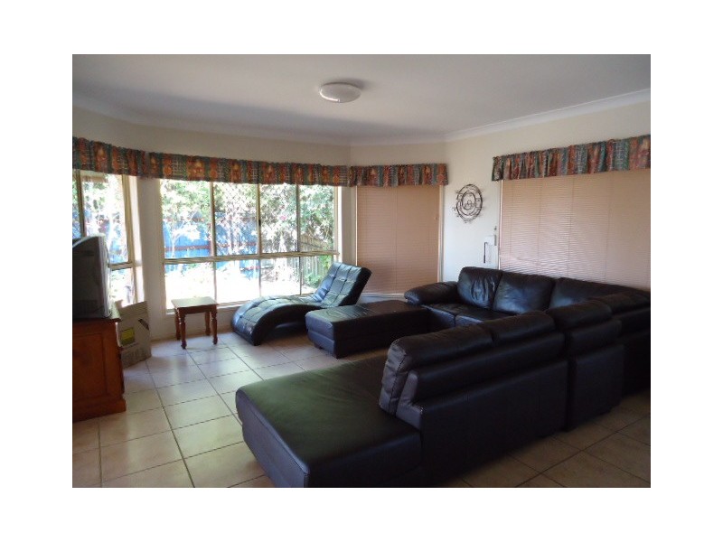 10  Blake, Mcdowall QLD 4053