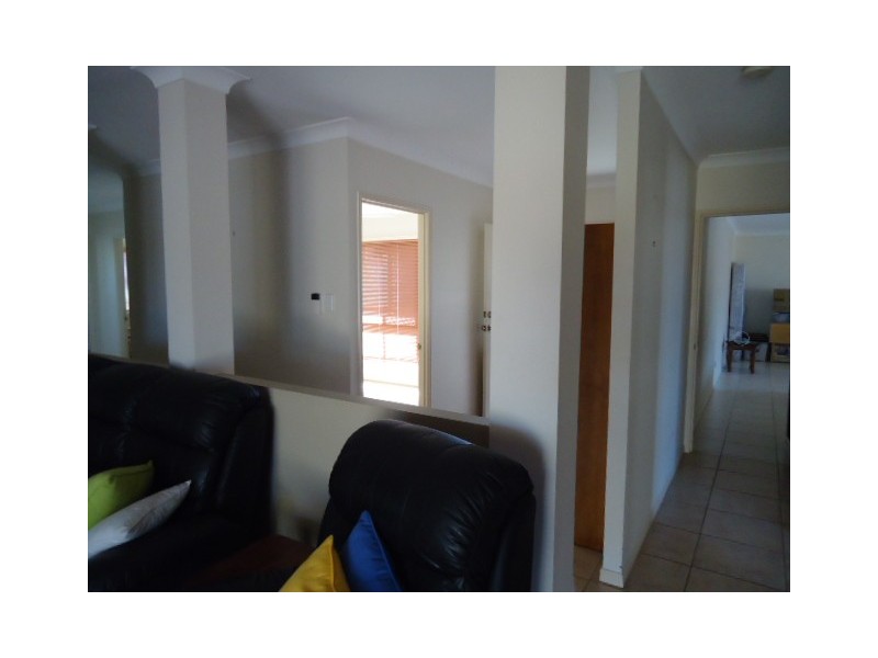 10  Blake, Mcdowall QLD 4053