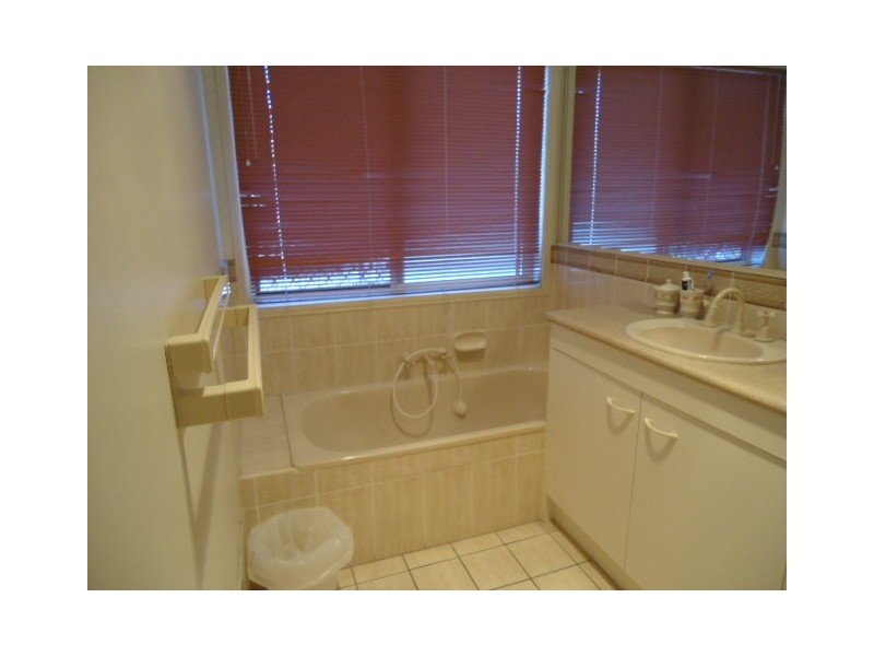 10  Blake, Mcdowall QLD 4053