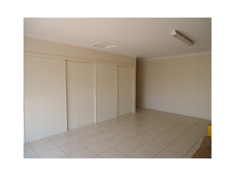 10  Blake, Mcdowall QLD 4053