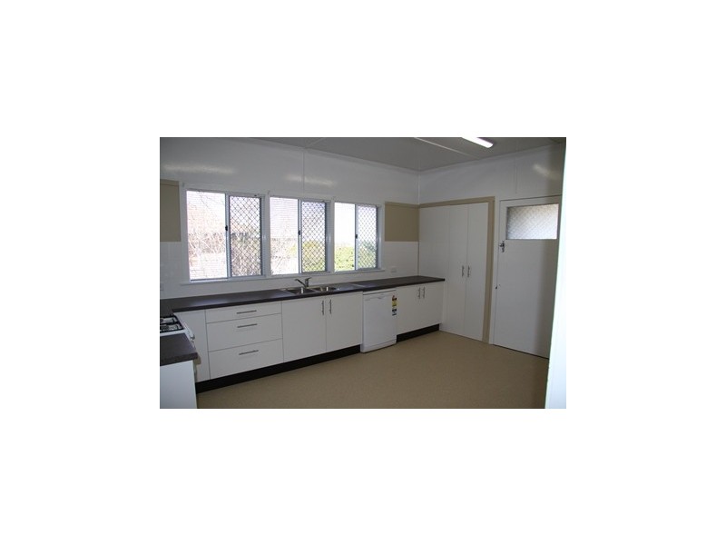 6 Armfield St, Stafford QLD 4053