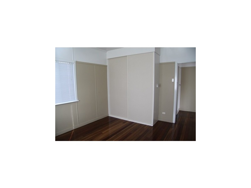 6 Armfield St, Stafford QLD 4053