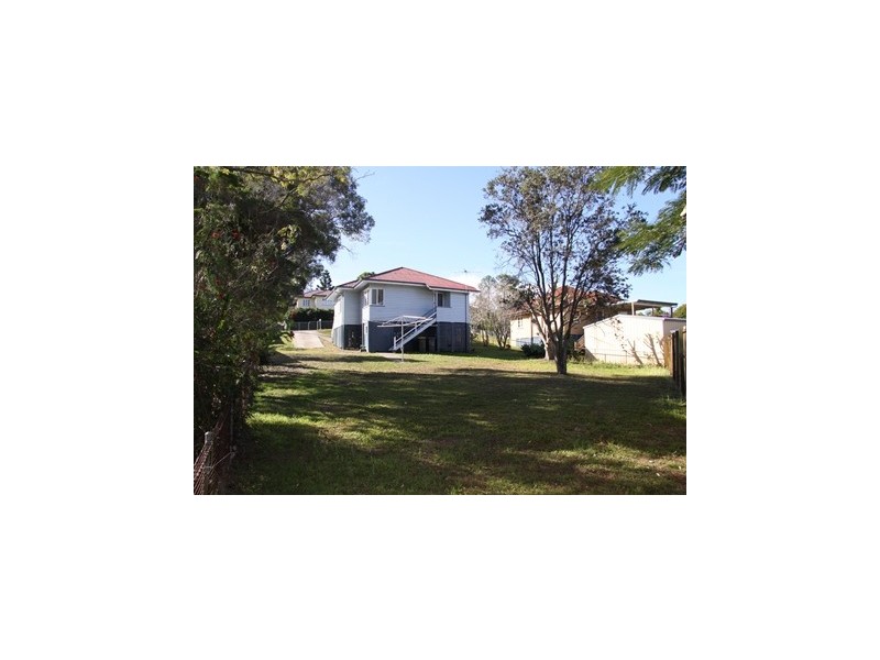 6 Armfield St, Stafford QLD 4053