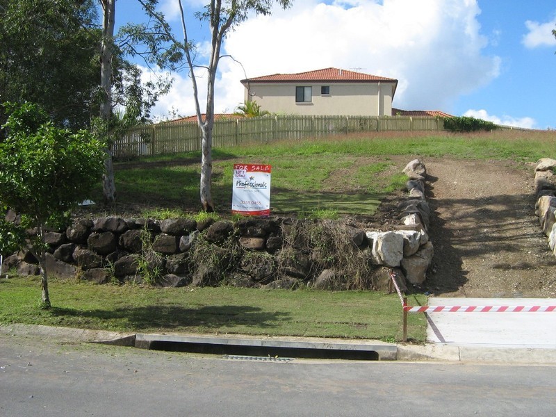 75 Voyager Circuit, Bridgeman Downs QLD 4035