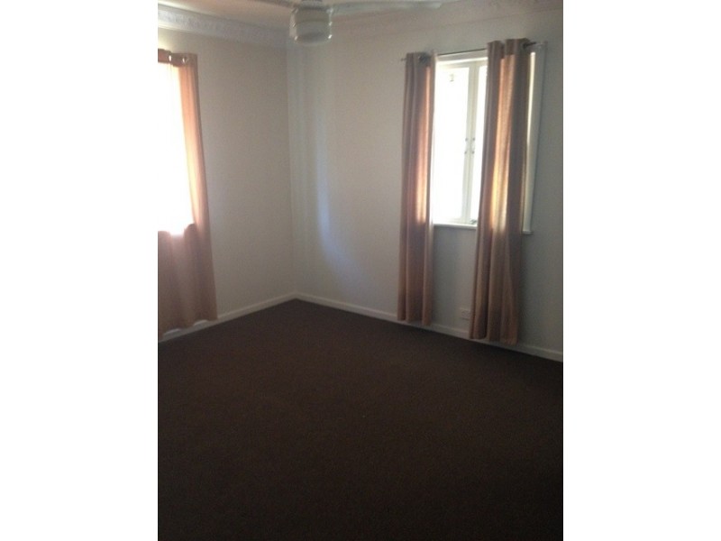 25 Hall Street, Chermside QLD 4032