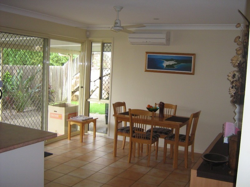6 Pfeiffer Place, Mcdowall QLD 4053