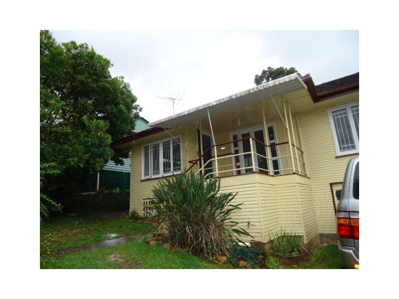 3 Wilgarning Street, Stafford Heights QLD 4053