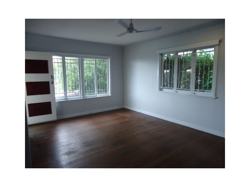 3 Wilgarning Street, Stafford Heights QLD 4053