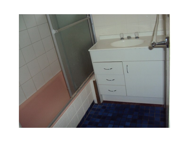 15 Ormeley Street, Stafford Heights QLD 4053