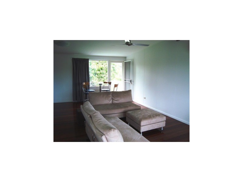 73 Gordon Parade, Everton Park QLD 4053