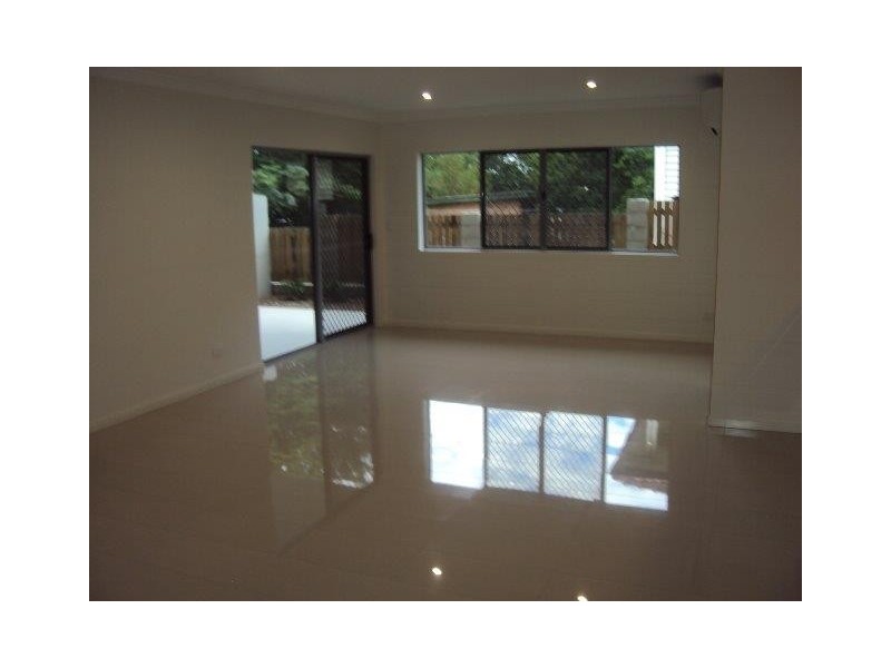 2/10 Ashmore Street, Everton Park QLD 4053