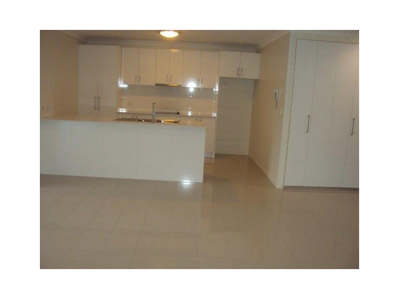 2/10 Ashmore Street, Everton Park QLD 4053