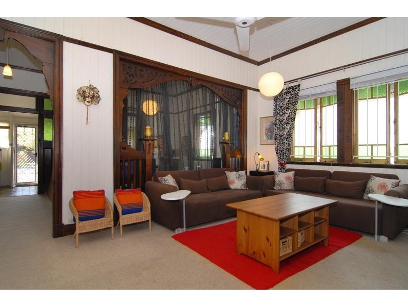 42 Holmesbrook Street, Ashgrove QLD 4060