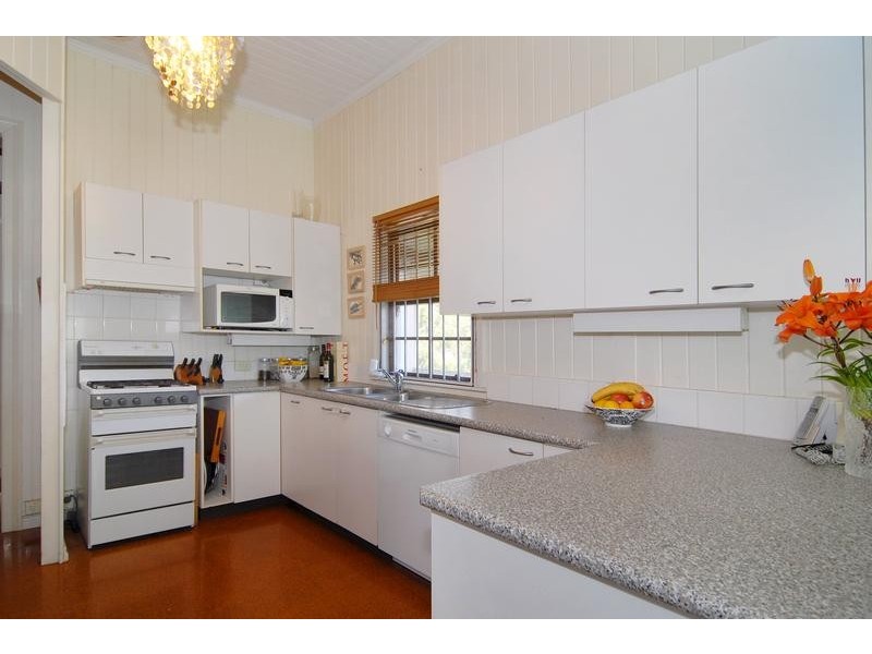 42 Holmesbrook Street, Ashgrove QLD 4060