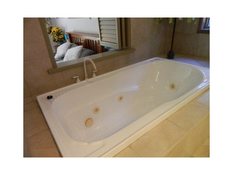 25 Listonia Street, Albany Creek QLD 4035