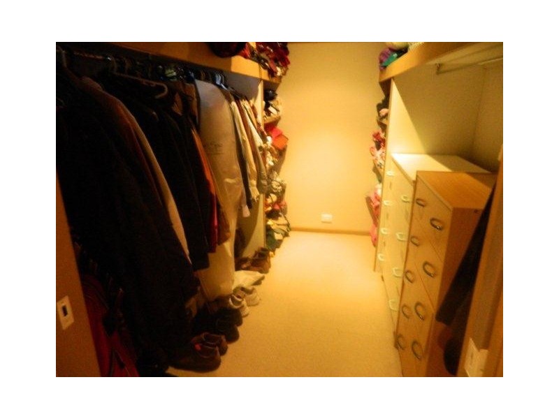 25 Listonia Street, Albany Creek QLD 4035