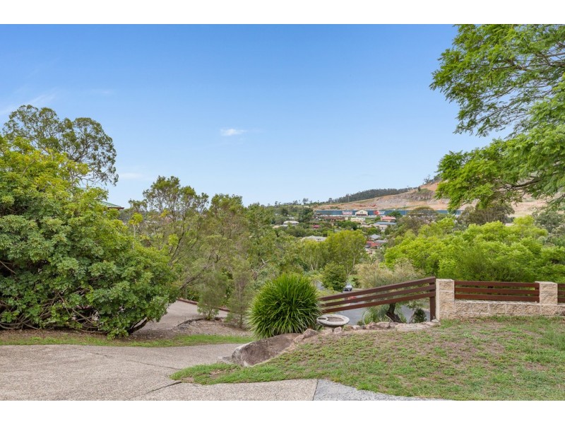 17 Keryn Place, Keperra QLD 4054