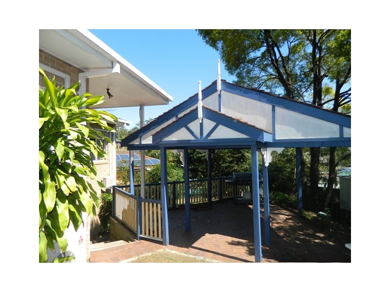 4 Zeppo Place, Mcdowall QLD 4053